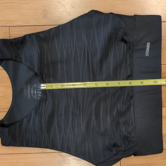 Stronger High Neck Sports Bra Crop Top - Picture 5 of 6